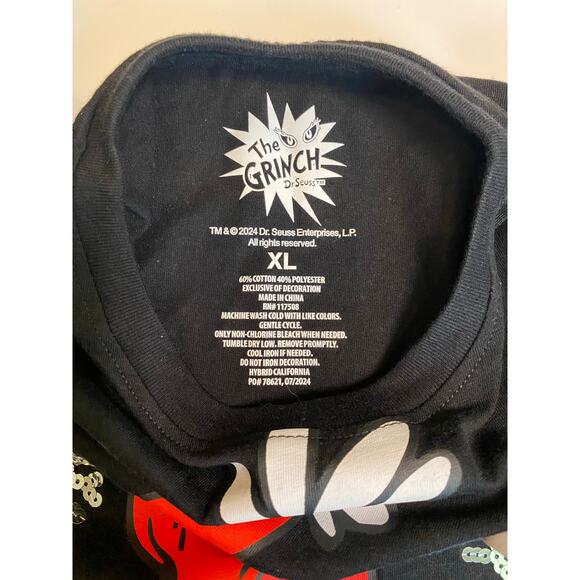 NWT Grinch T-Shirt Christmas Holiday Dr. Seuss Girls/Boys Size L 10/12 - Picture 3 of 6